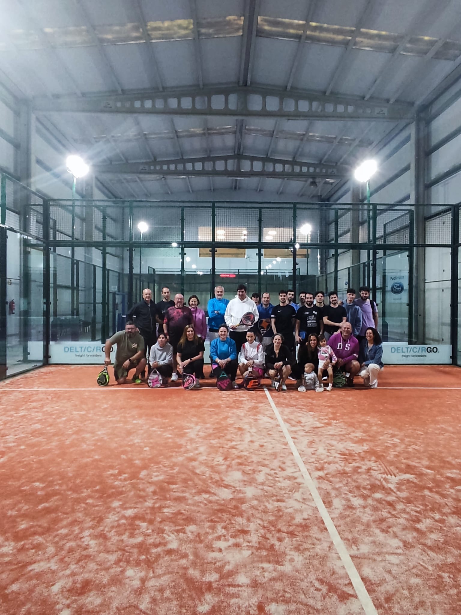 torneo de padel entre la plantilla de la empresa transitaria deltacargo