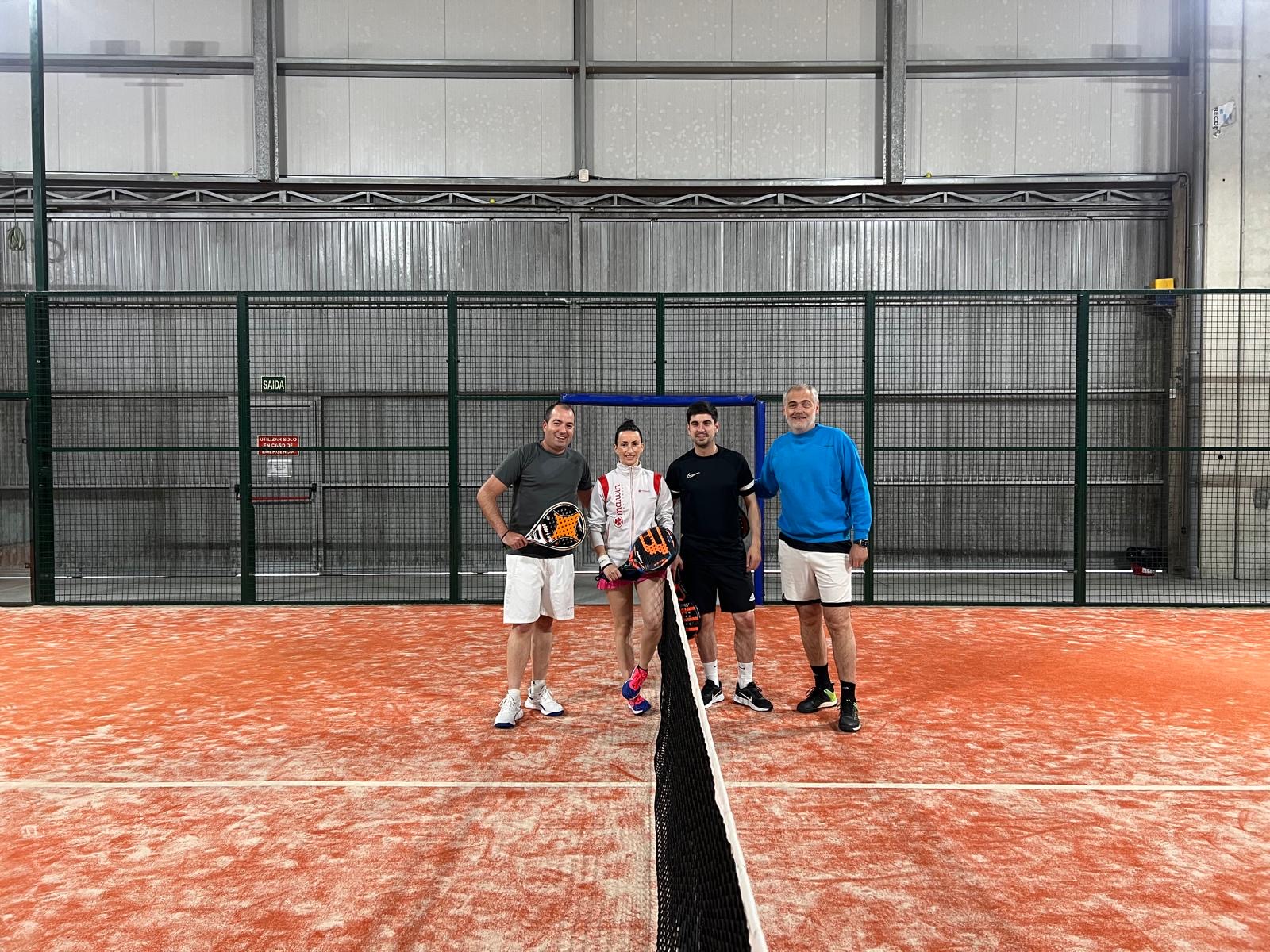 torneo de padel entre la plantilla de la empresa transitaria deltacargo