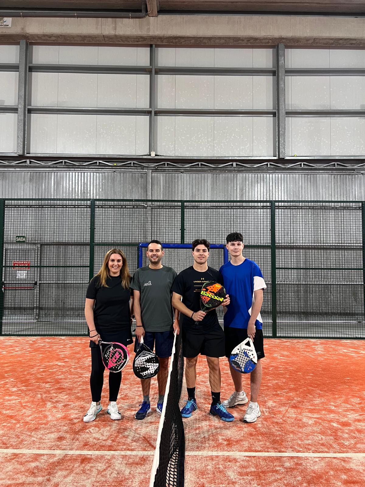 torneo de padel entre la plantilla de la empresa transitaria deltacargo